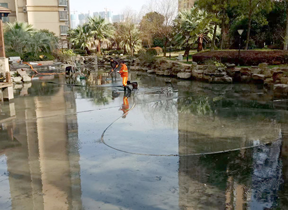 临清景观池淤泥清理