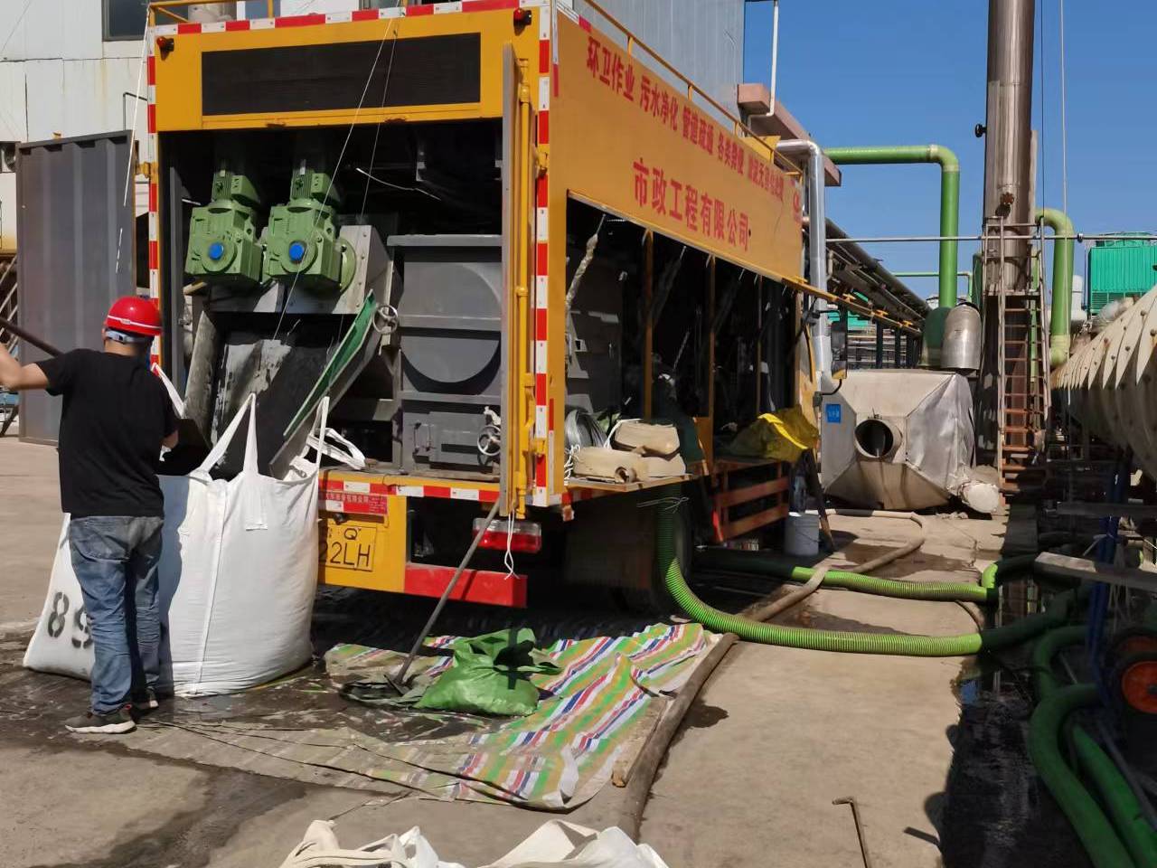 临清淤泥压干处理